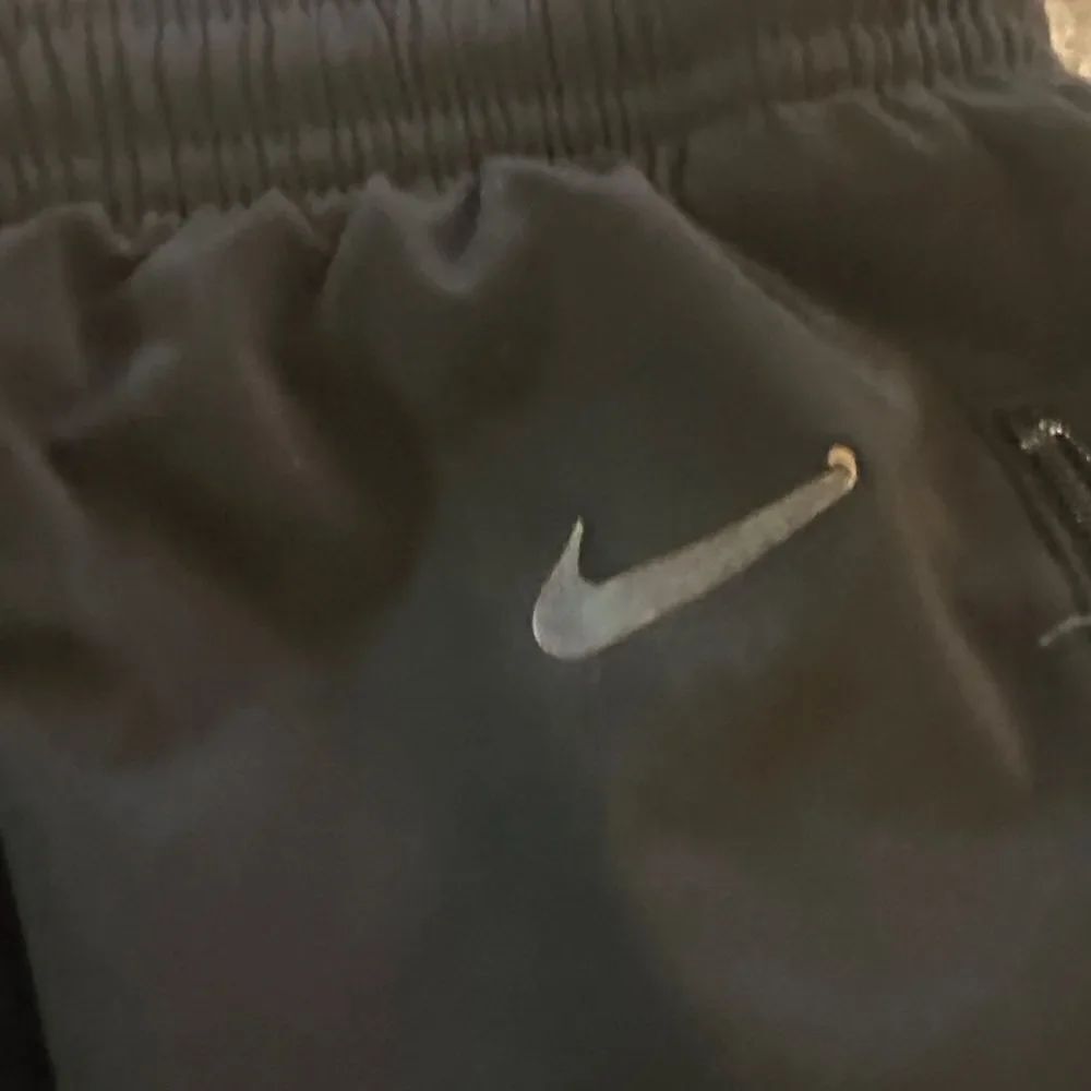 Nike- track pants - Picture 6 of 8